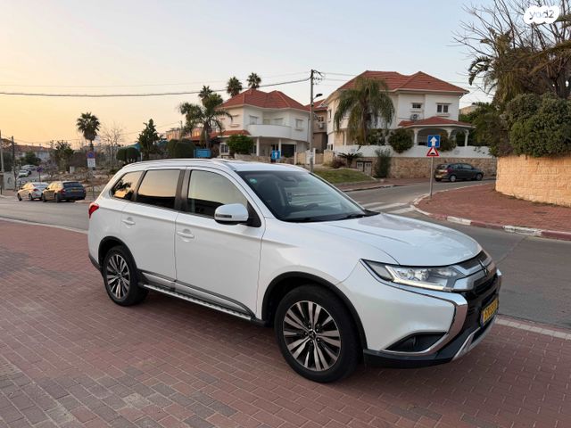 מודעת רכב מיצובישי אאוטלנדר