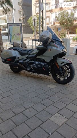 מודעת רכב הונדה GL1800 גולד-ווינג