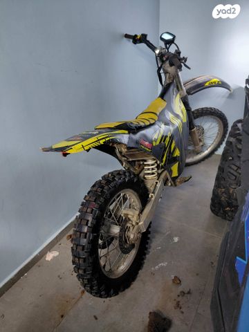 מודעת רכב סורון ULTRA BEE T