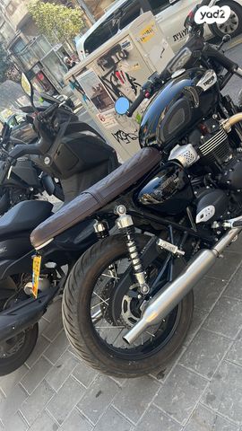 מודעת רכב טריומף Bonneville T100