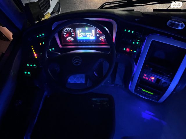 מודעת רכב אוטובוסים