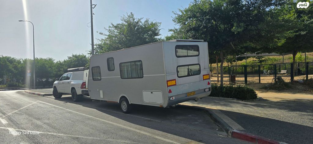 מודעת רכב נגרר (קראוון נגרר)