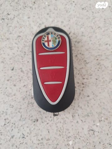 feedItemObj.data.row_1