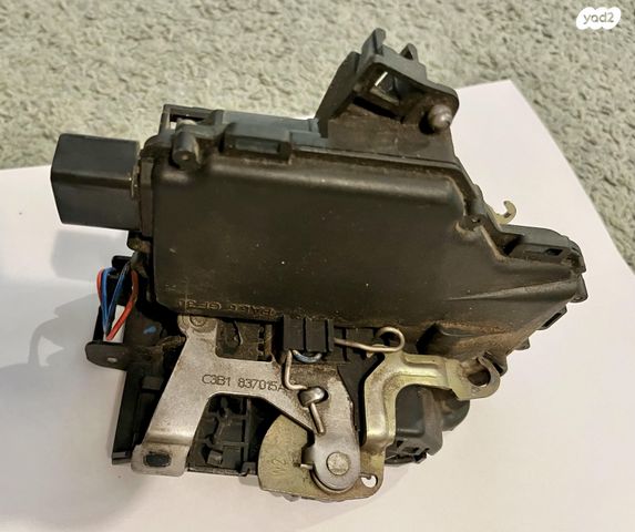 feedItemObj.data.row_1