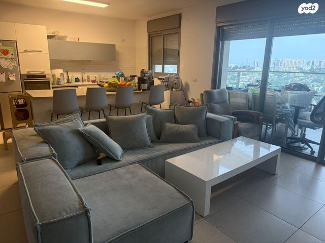 חיים בר לב 9