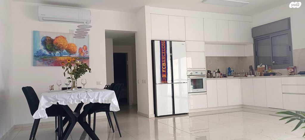 אריאל שרון 28