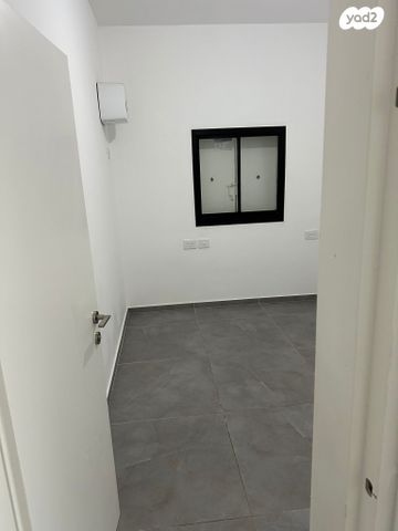 יוחנן הסנדלר 1