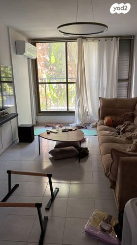 צבי מנדלבלט 1