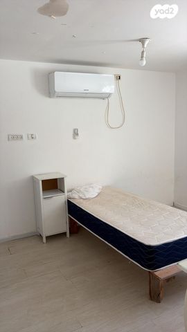 יוסף סרלין 12