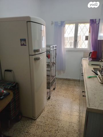 ארלוזורוב 77