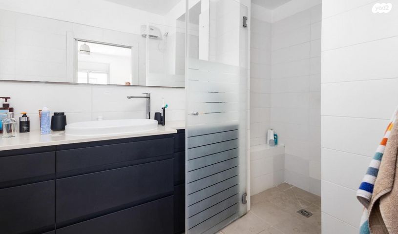 טשרניחובסקי 24