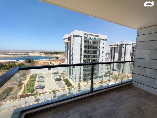 אריאל שרון 63