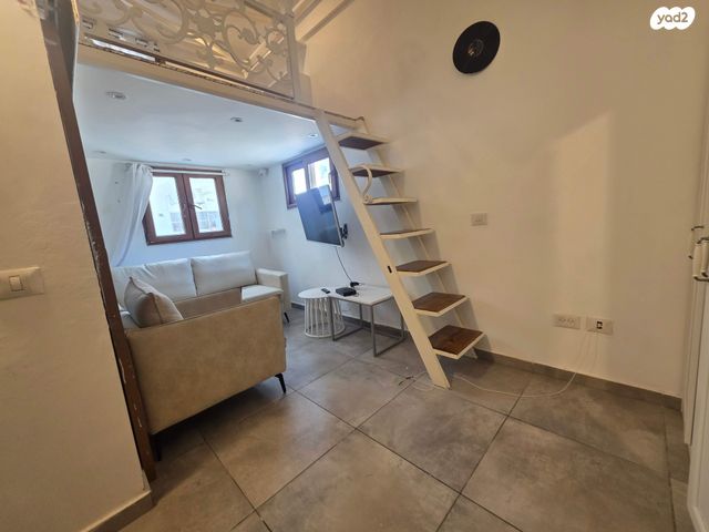 רבנו חננאל 12