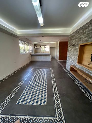 נתן אלתרמן 13