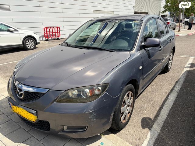 מודעת רכב מאזדה 3