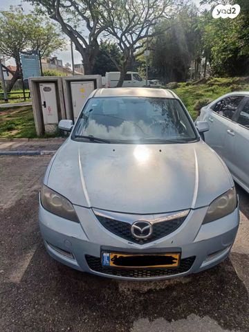 מודעת רכב מאזדה 3