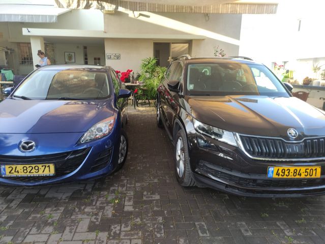 מודעת רכב מאזדה 3