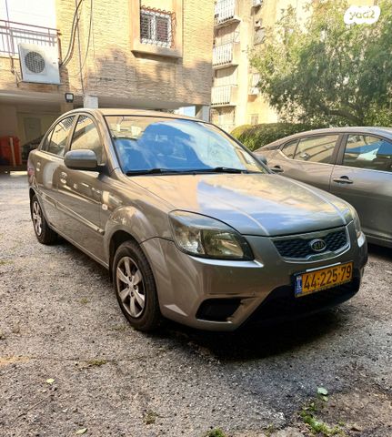 מודעת רכב קיה ריו
