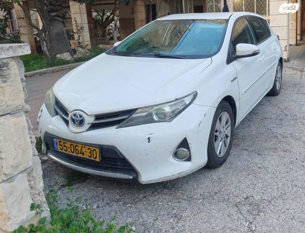 מודעת רכב טויוטה אוריס