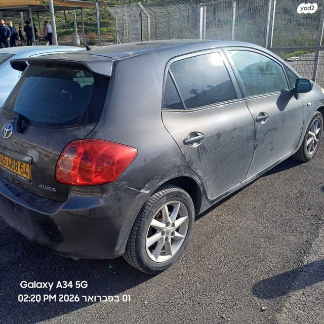 מודעת רכב טויוטה אוריס