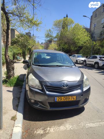 מודעת רכב טויוטה ורסו