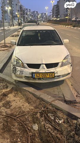 מודעת רכב מיצובישי לנסר