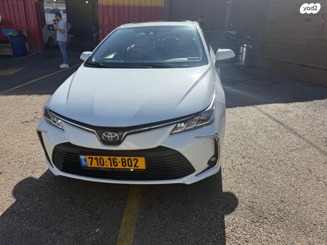 מודעת רכב טויוטה קורולה