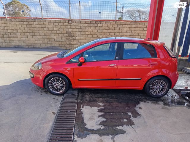 מודעת רכב פיאט פונטו