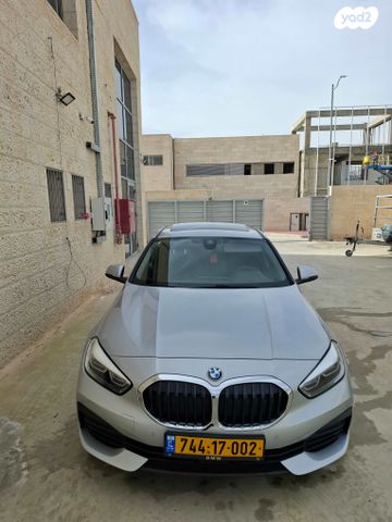 מודעת רכב ב מ וו סדרה 1