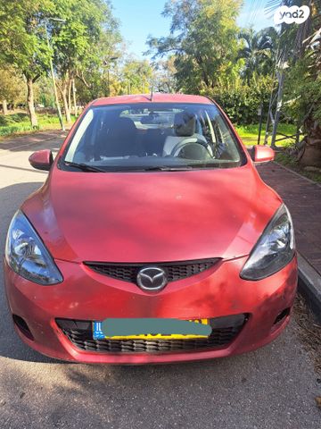 מודעת רכב מאזדה 2