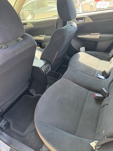 מודעת רכב סובארו אימפרזה