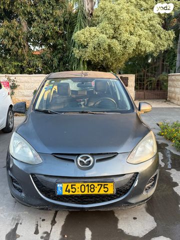 מודעת רכב מאזדה 2