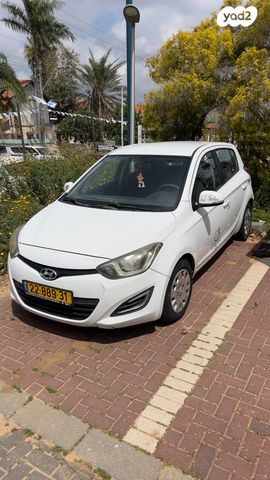 מודעת רכב יונדאי i20