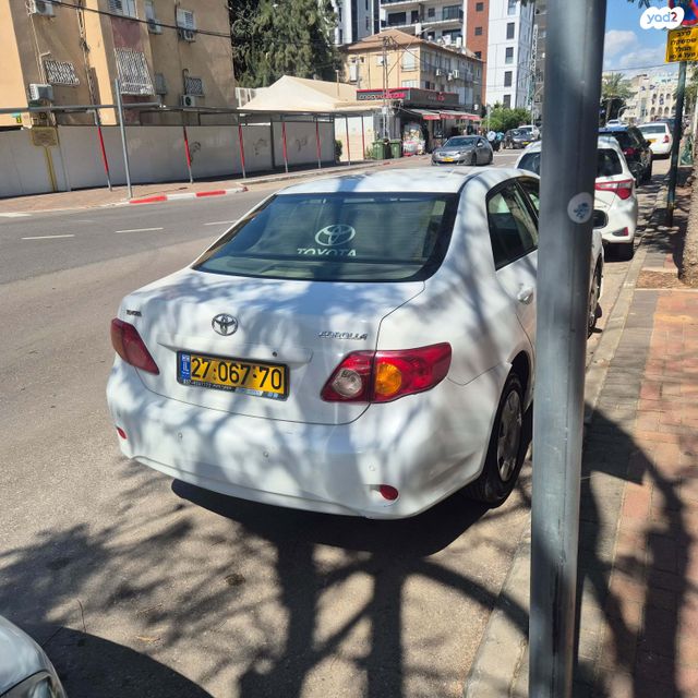 מודעת רכב טויוטה קורולה