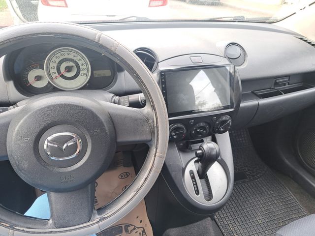 מודעת רכב מאזדה 2