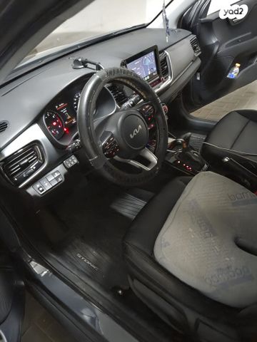 מודעת רכב קיה סטוניק