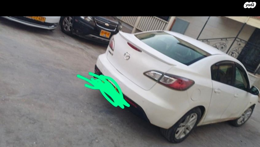 מודעת רכב מאזדה 3