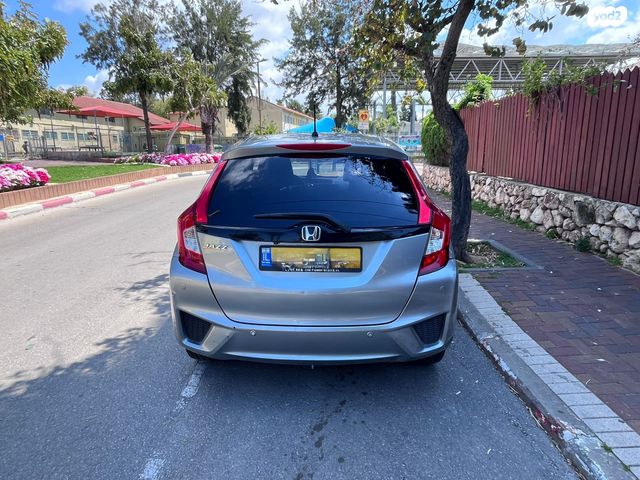 מודעת רכב הונדה ג'אז 