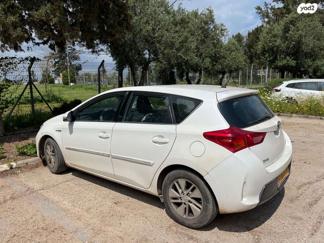 מודעת רכב טויוטה אוריס