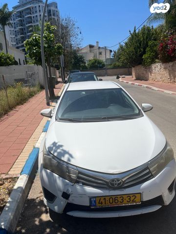 מודעת רכב טויוטה קורולה