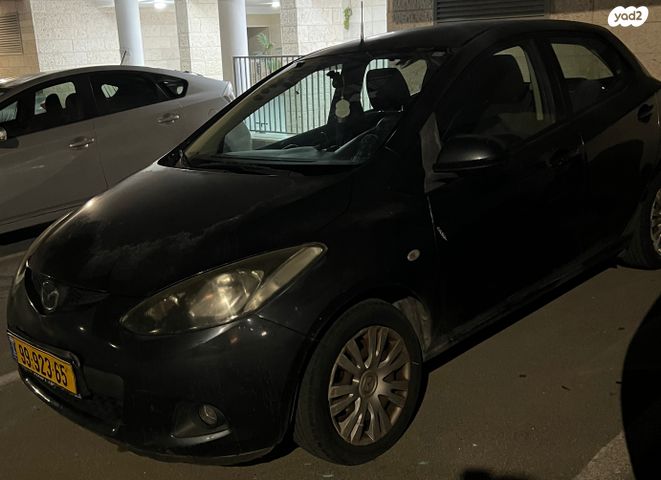 מודעת רכב מאזדה 2