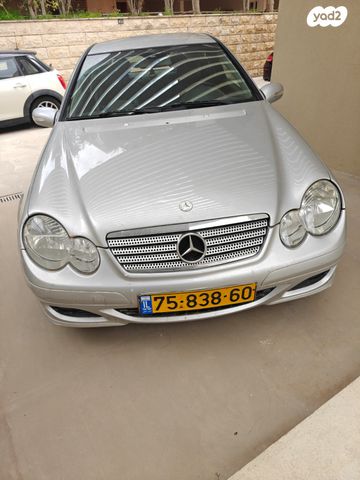 מודעת רכב מרצדס-בנץ C-class