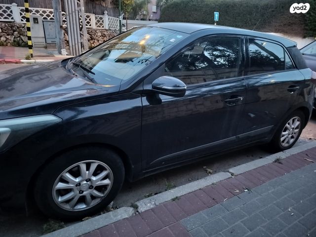 מודעת רכב יונדאי i20