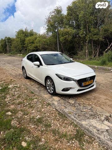 מודעת רכב מאזדה 3