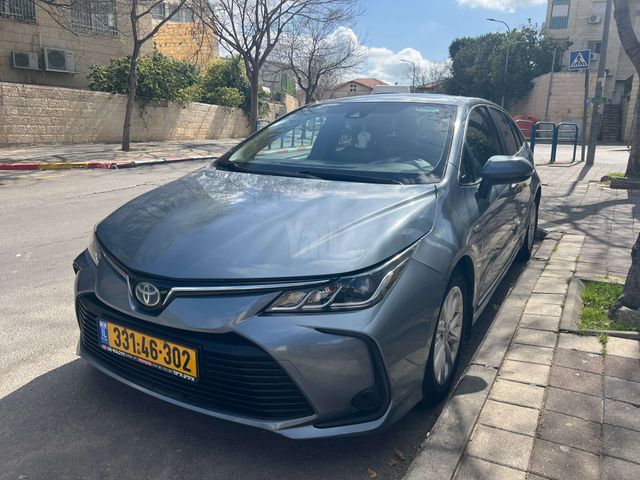 מודעת רכב טויוטה קורולה