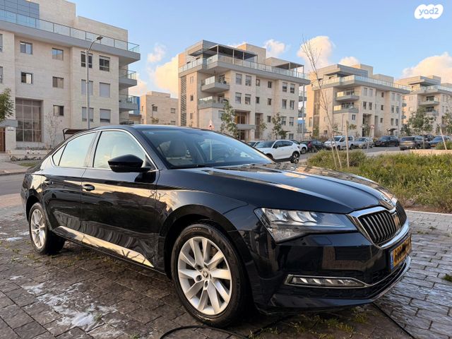 מודעת רכב סקודה סופרב