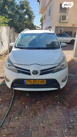 מודעת רכב טויוטה ורסו