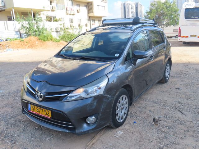 מודעת רכב טויוטה ורסו