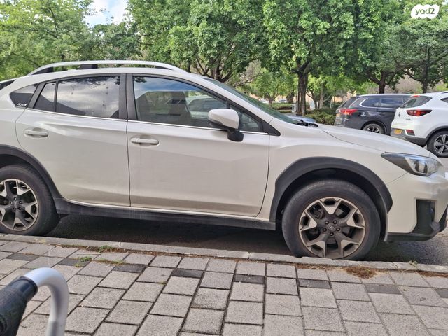 מודעת רכב סובארו XV