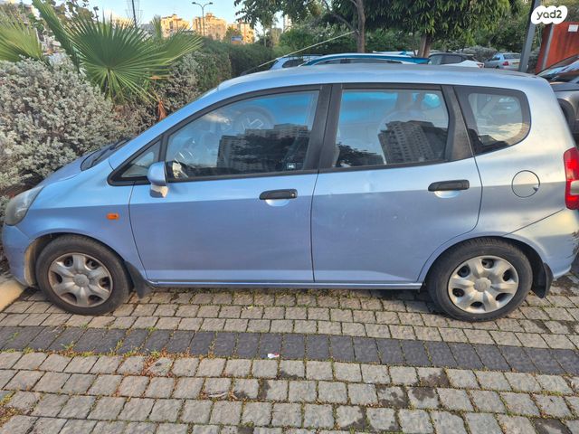 מודעת רכב הונדה ג'אז